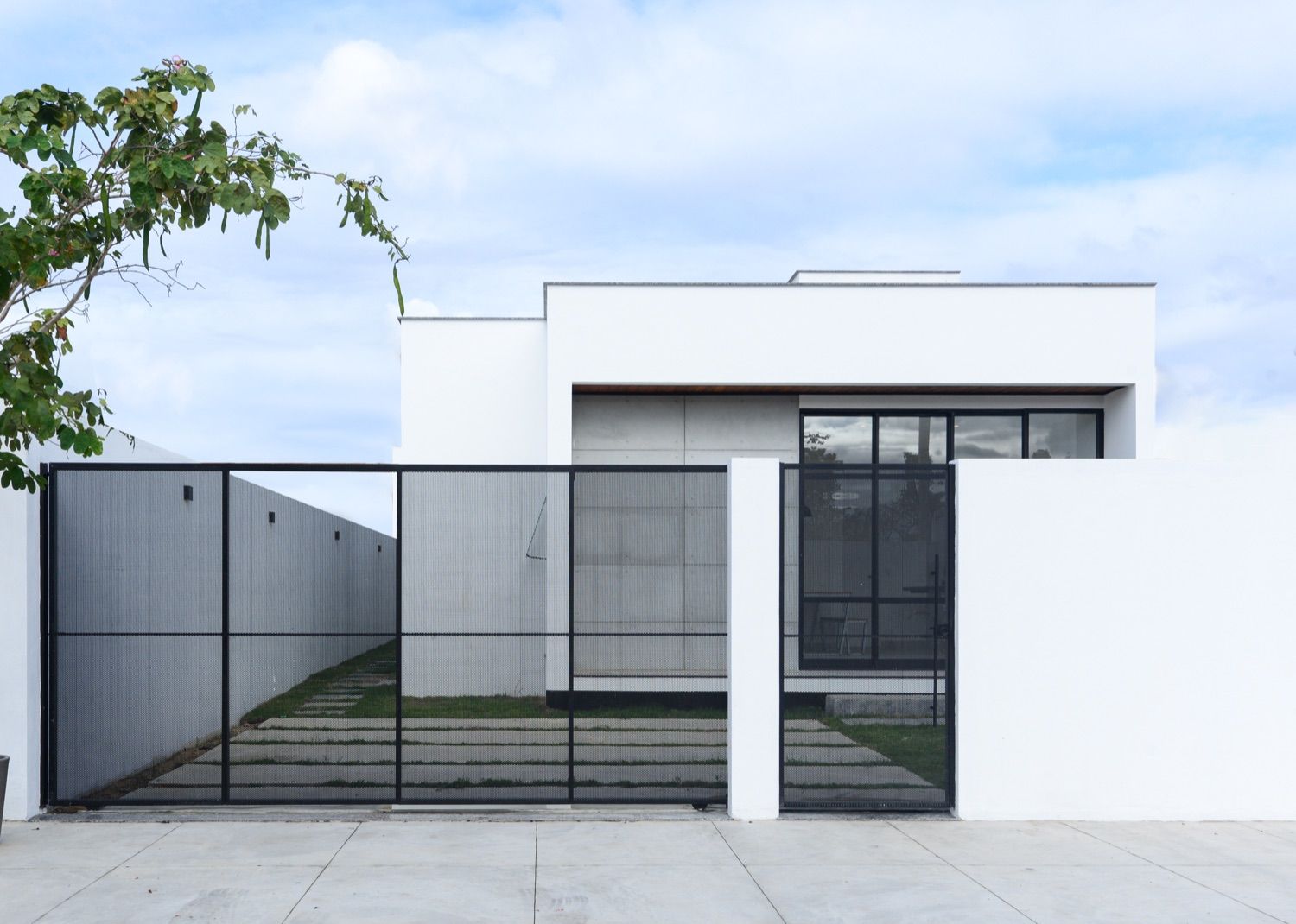 Casa Cubo3 — obra residencial de alto padrão da Virtù