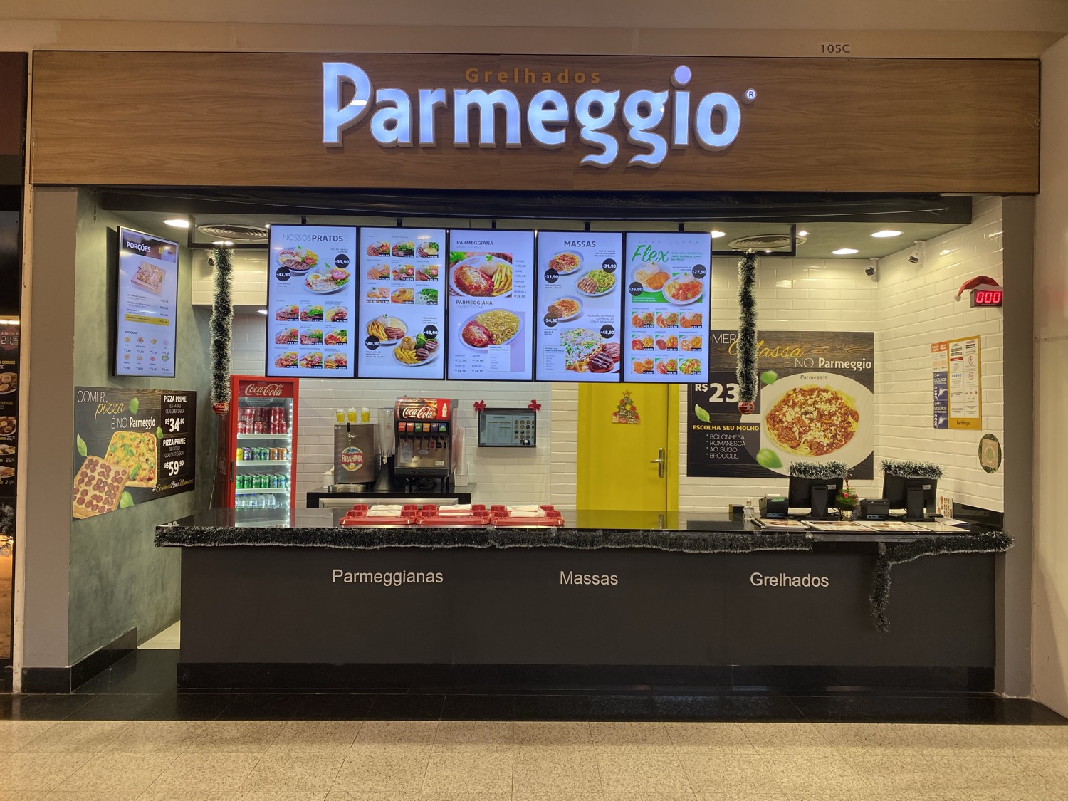 Parmeggio — restaurante de grelhados em praça de alimentação